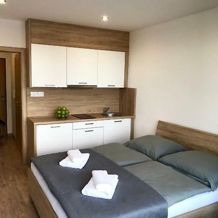 Apartment Poprad Luaran gambar